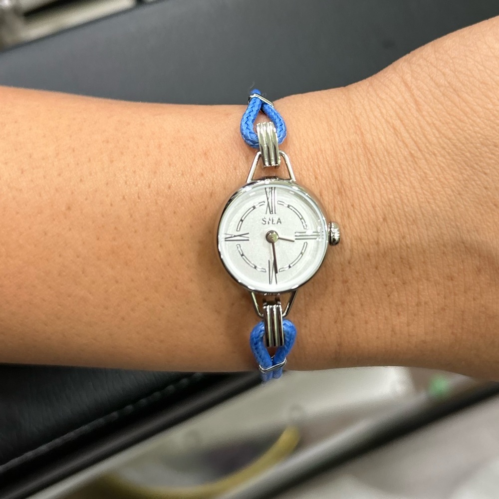 Unique Tiny Blue Interchangeable Bracelet Watch - image 1